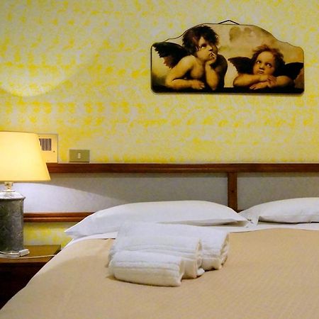 Hotel Cristallo Assergi Luaran gambar