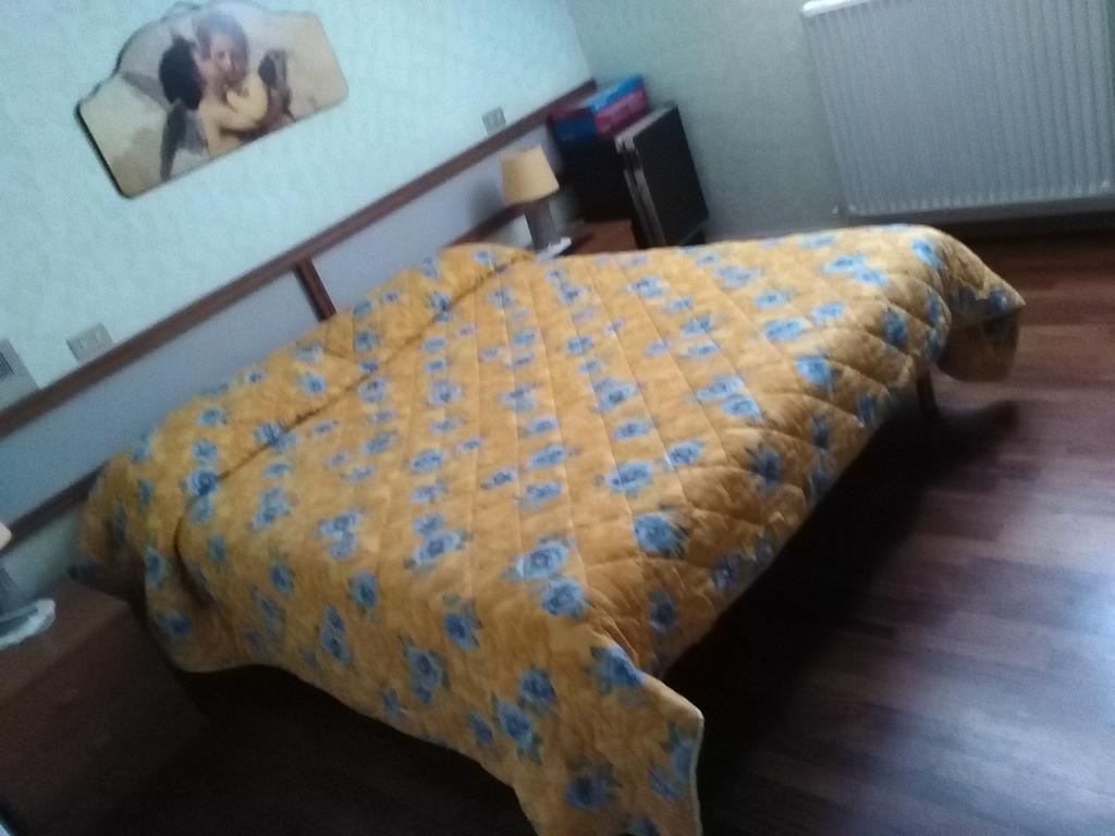 Hotel Cristallo Assergi Bilik gambar