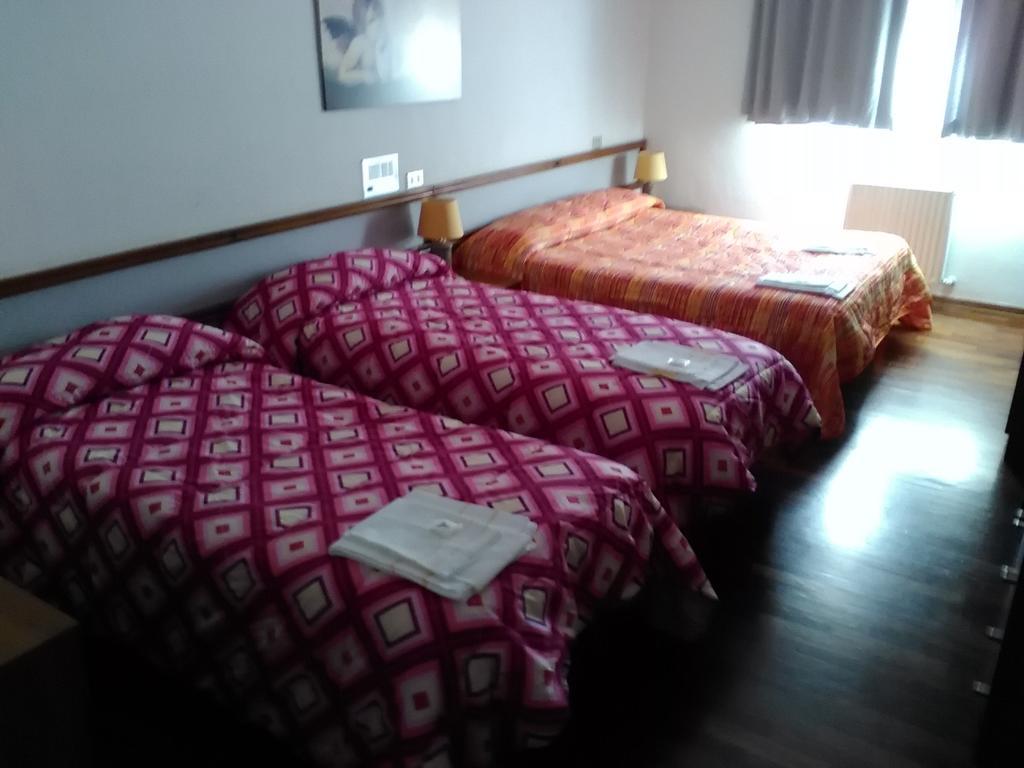 Hotel Cristallo Assergi Bilik gambar