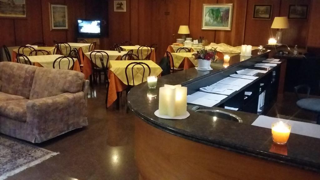 Hotel Cristallo Assergi Luaran gambar