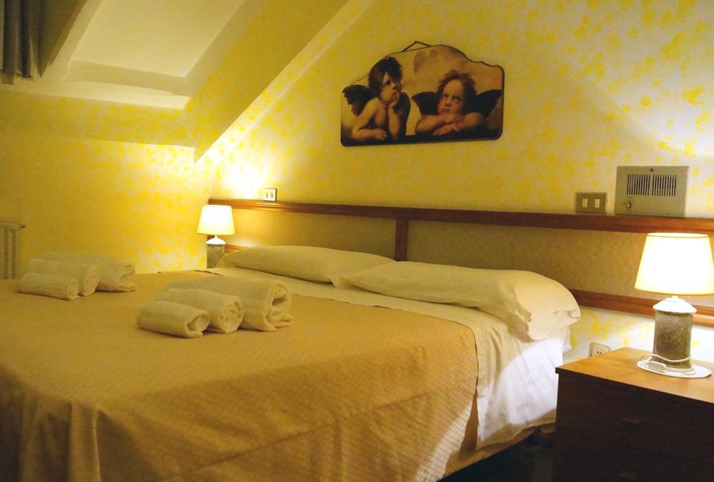 Hotel Cristallo Assergi Luaran gambar